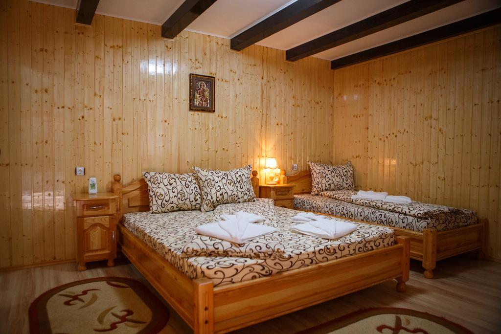 Vila Adr Hotel Szászsebes Szoba fotó