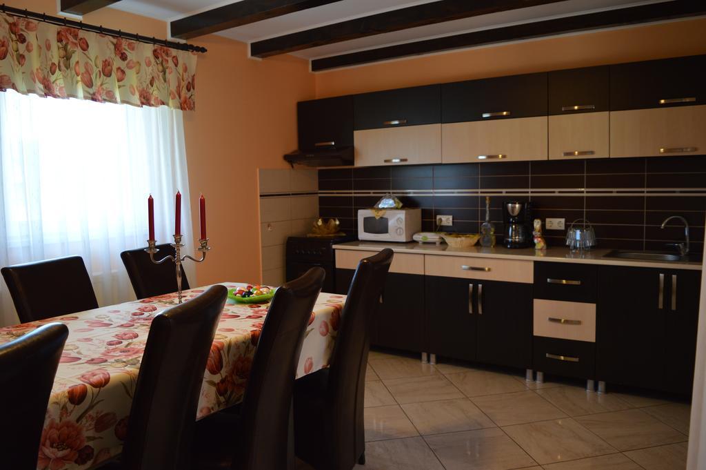 Vila Adr Hotel Szászsebes Kültér fotó