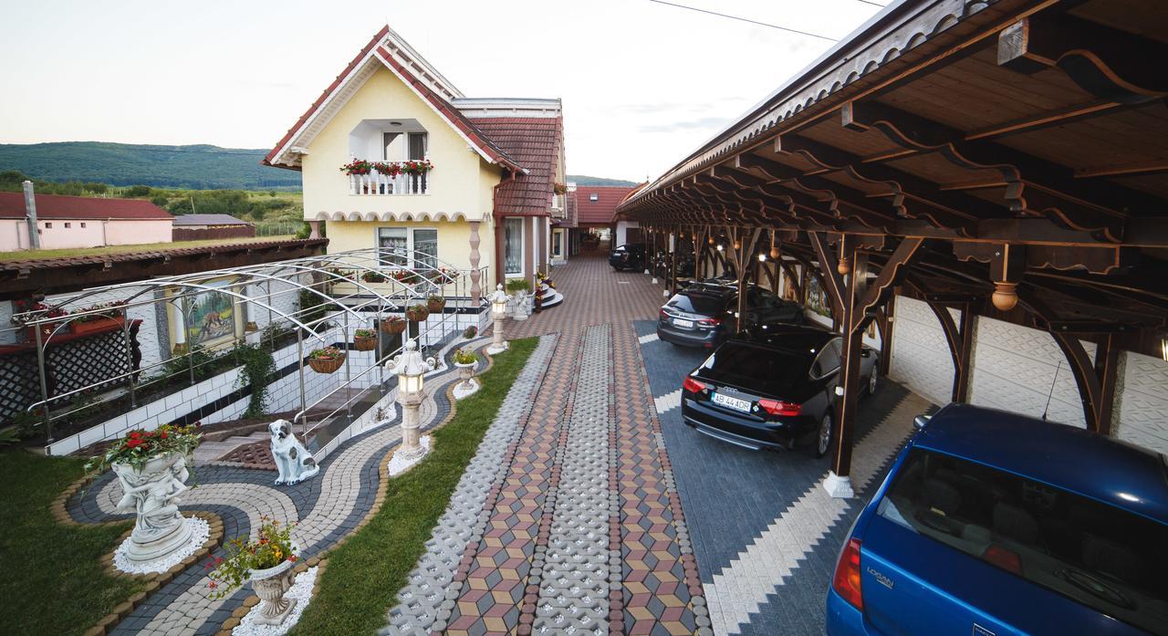 Vila Adr Hotel Szászsebes Kültér fotó